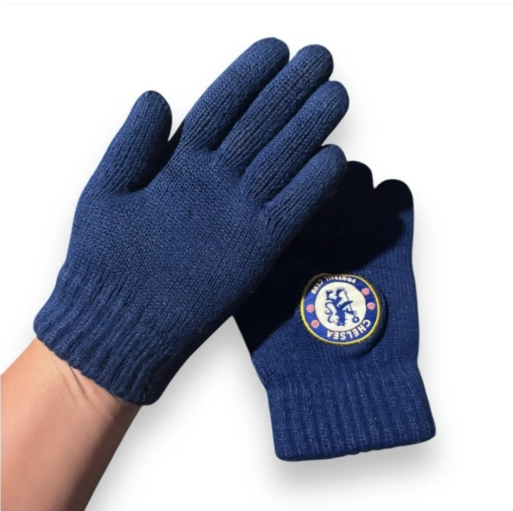 CHELSEA FC Blue Knit Gloves Mittens